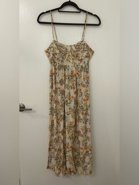 Stitch & Feather Floral Maxi Dress Medium